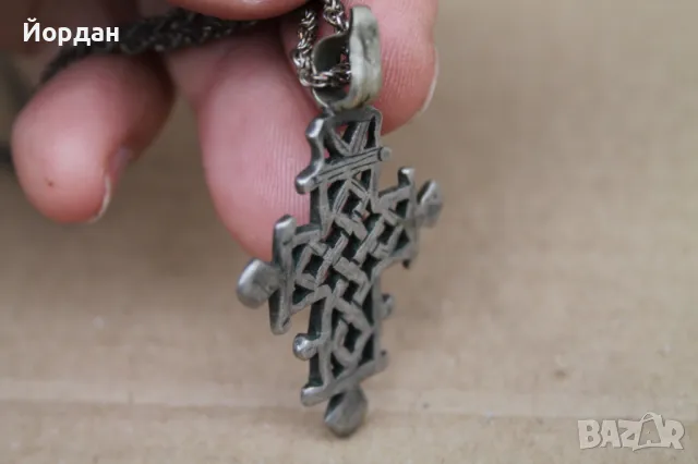 Стар сребърен кръст, снимка 2 - Колиета, медальони, синджири - 47990407