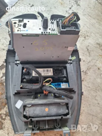 Cd плеър и панел управление климатик за Citroen C5 2005г., снимка 5 - Части - 48663572