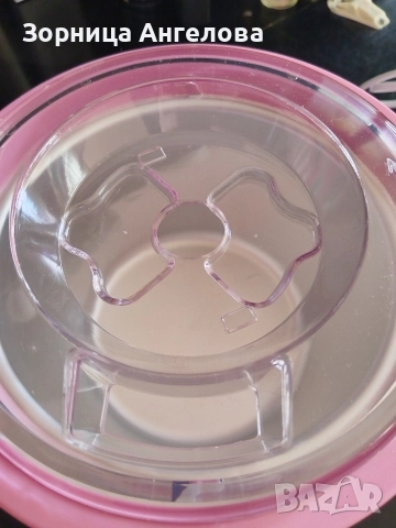 машина за сладолед Absolu Chic, нова, снимка 4 - Други - 52840625