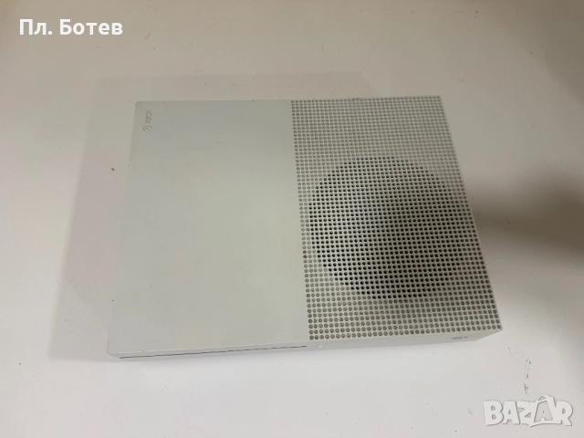 Xbox one S, снимка 2 - Xbox конзоли - 52972011