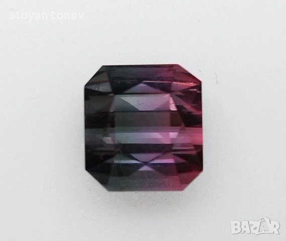 Уникален многоцветен турмалин абсолютно чист 4.55кт.! Сертифициран! Нов! , снимка 7 - Други - 51939550