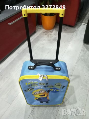 Детски куфар с колелца и телескопична дръжка - Миньоните, снимка 2 - Куфари - 38815569