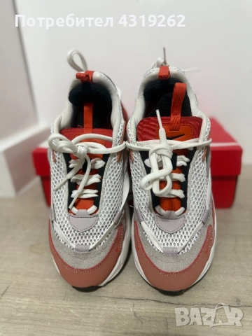 Дамски маратонки Nike Furyosa, снимка 2 - Маратонки - 52747002