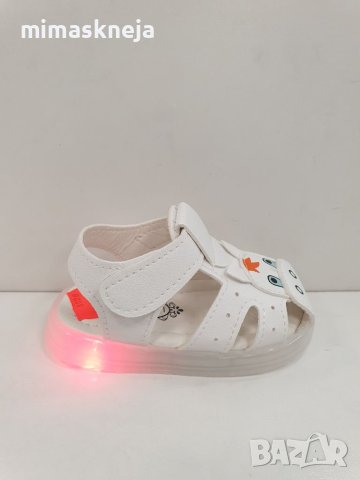 бебешки светещи сандали 8026, снимка 1