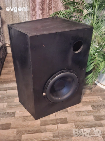 Субуфер FatBoy Crunch Drive Series 12" с кутия – Мощен Бас