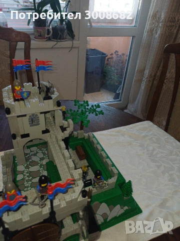 Продавам лего/lego замък, снимка 5 - Конструктори - 53810552