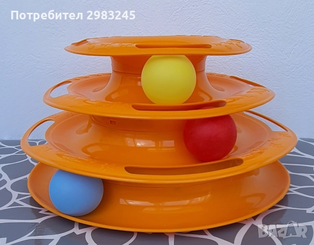 Интерактивна играчка за котки 