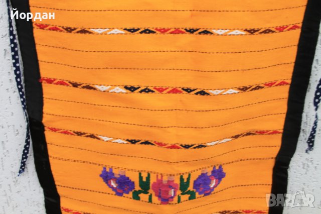 Нова бродирана престилка, снимка 4 - Антикварни и старинни предмети - 40157563