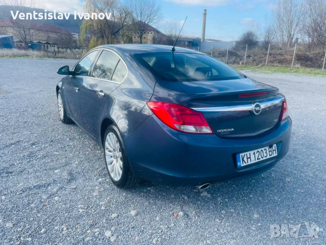 Opel Insignia, снимка 13 - Автомобили и джипове - 53249050
