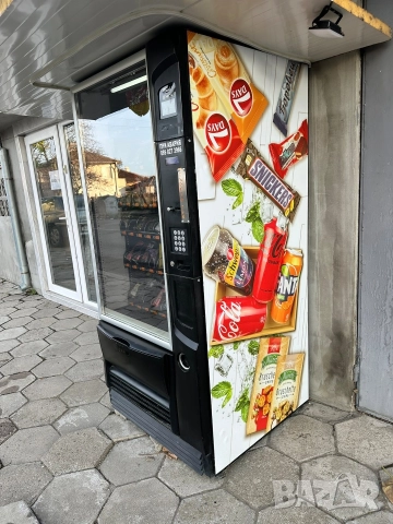 Вендинг машина Necta Sfera Rondo за храна и напитки хладилен , снимка 4 - Други машини и части - 52669615