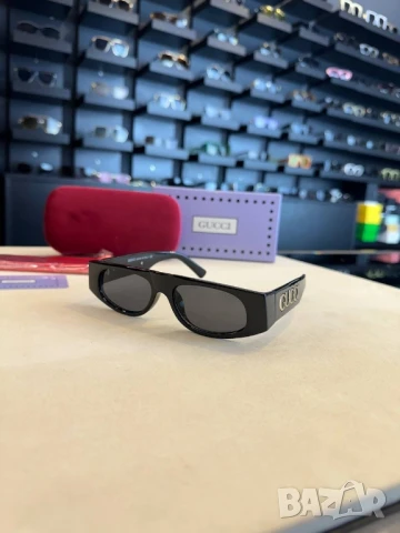 очила с калъф gucci , снимка 2 - Слънчеви и диоптрични очила - 50576922