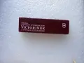 Victorinox джобно ножче с кутия , снимка 2