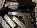 Пистолет Колт 40S&W, снимка 1