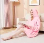 Пухкави Tопли Unisex Плюшени Одеяла с Ръкави и Качулка Супер Подарък, снимка 2