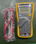  Мултимер FLUKE 117 true rms volt alert, снимка 1 - Други инструменти - 44554684