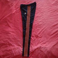 Оригинален тъмно син клин Adidas Originals Active Icon 3-Stripe Leggings, снимка 4 - Клинове - 40546482
