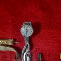 Стари дамски часовници , снимка 9 - Антикварни и старинни предмети - 41321505