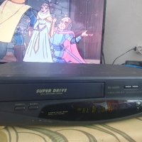 Видео VHS Panasonic NV-SD400 4 head, снимка 1 - Плейъри, домашно кино, прожектори - 40030979