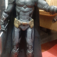 Екшън фигура на Батман(Batman)с две метални катани, нова-75 лв, снимка 1 - Колекции - 44665745