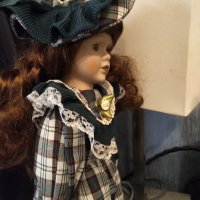 Порцеланова кукла оТ 70 те год, снимка 6 - Колекции - 41189296
