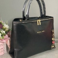 Чанта Michael Kors , снимка 3 - Чанти - 30713355