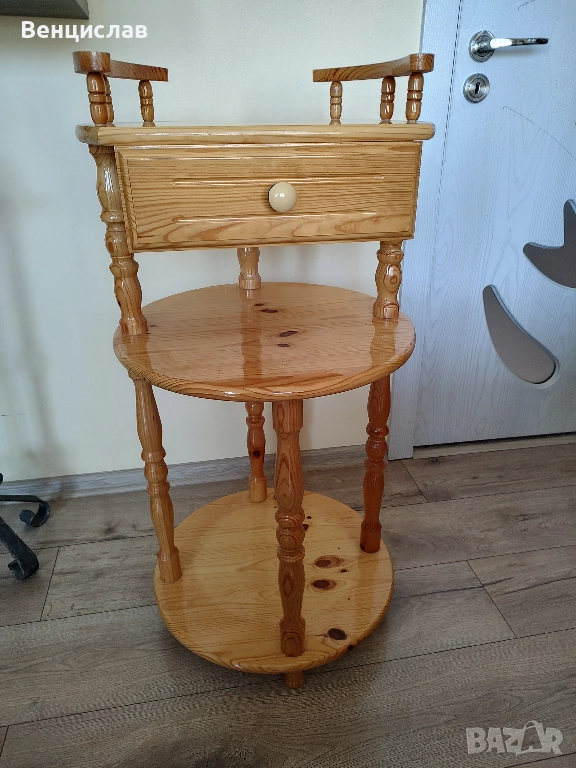 Нощно шкафче от чисто дърво /цветарник/, снимка 1