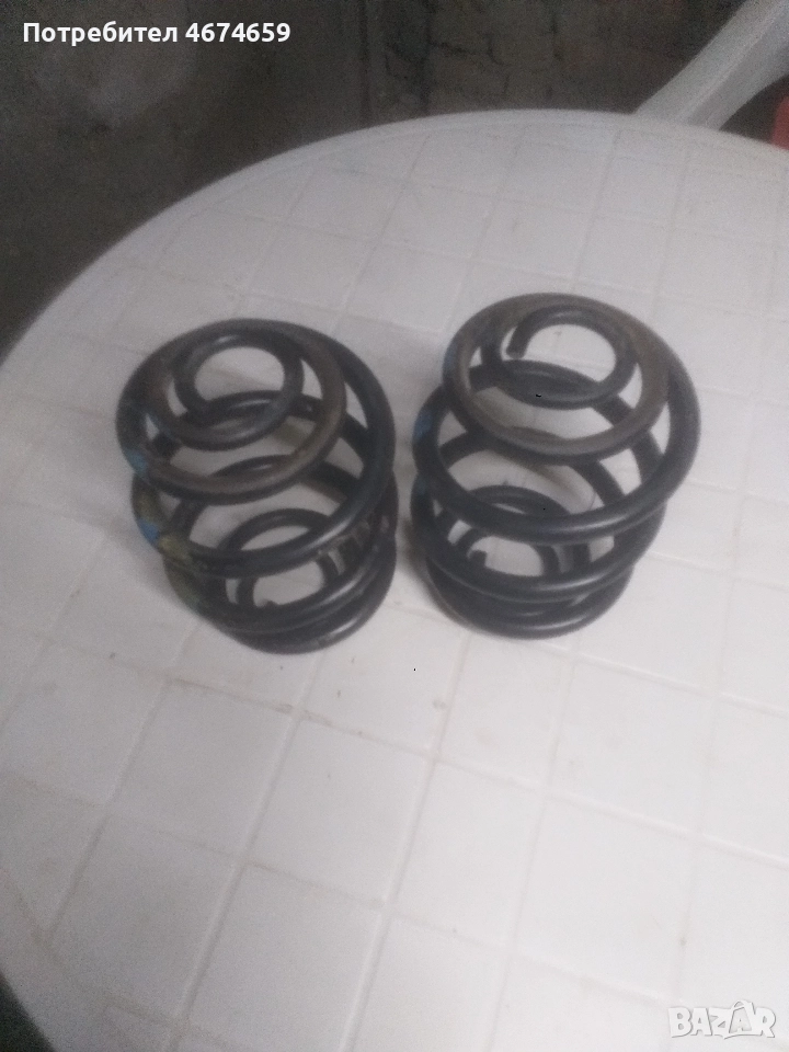 BMW E30 оригинални задни пружини, снимка 1