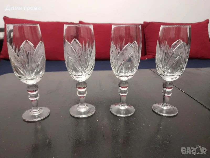 Ретро български кристални чаши за вино, снимка 1
