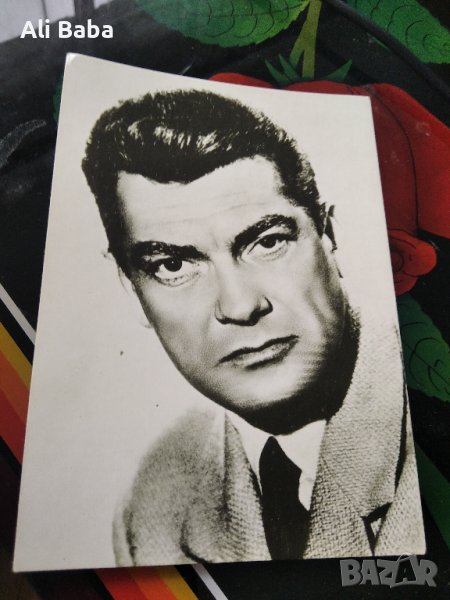 Картичка/снимка френския актьор Жан Маре, снимка 1