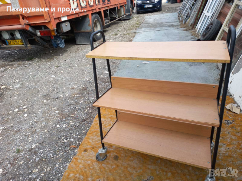 Етажерка на колелца, снимка 1