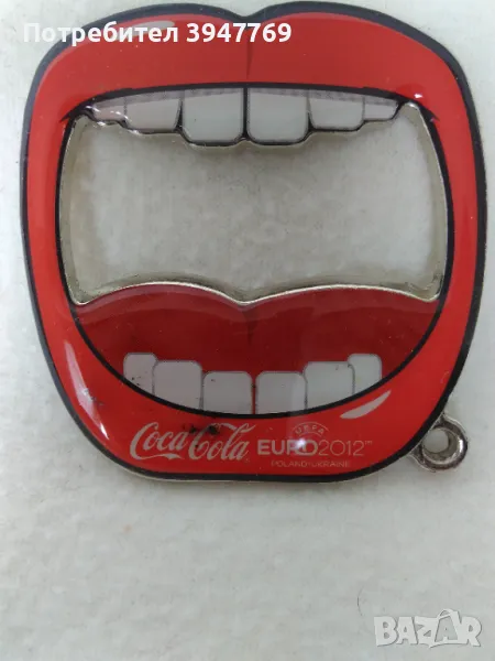 отварачка и ключодържател Coca Cola, снимка 1