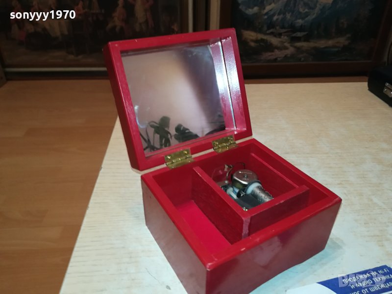 JAPAN-ДЪРВЕНА МУЗИКАЛНА КУТИЯ 0309231100, снимка 1