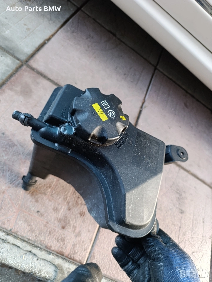 Казанче охладителна система BMW E90 E91 E92 E93 Казанче вода Разширителен съд, снимка 1