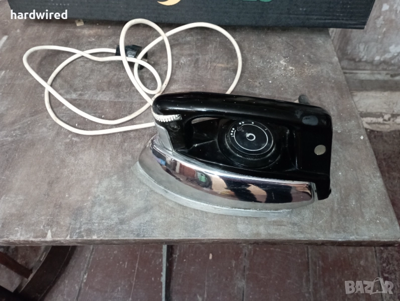 Стара парна ютия, снимка 1