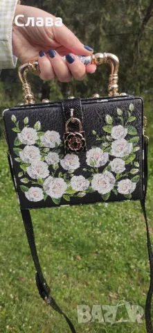 малка чанта , снимка 3 - Чанти - 49820007
