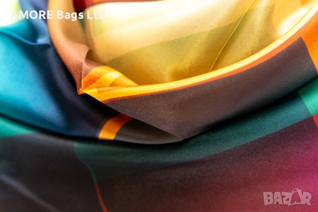 Елегантен дамски шал AMORE Donatella, 90смх90см, снимка 4 - Шалове - 50659724