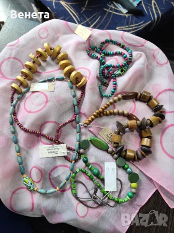 Дървени гердани 🥰, снимка 3 - Колиета, медальони, синджири - 51200718