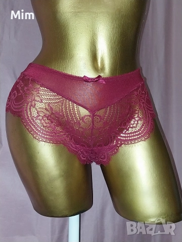 Hunkemoller M Дантелена бикина бордо 