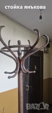 Продавам виенска  дървена закачалка , снимка 6 - Антикварни и старинни предмети - 51249902