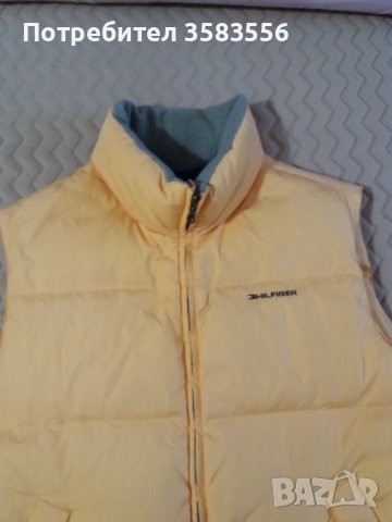 Зимен   пухен  елек  Tommy   Hilfiger.    Почти нов .  Перфектно състояние.  Размер  XL . , снимка 9 - Якета - 39107038