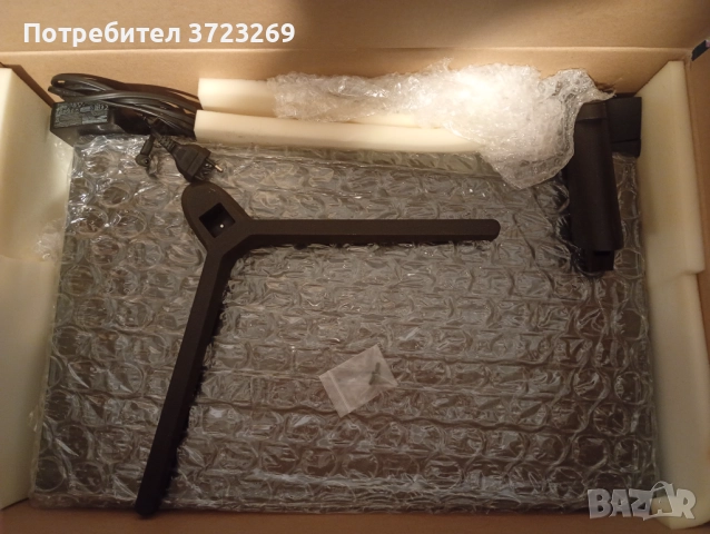 Чисто нов монитор Samsung S24C310EA – 24“ Full HD LED, снимка 4 - Монитори - 51727257