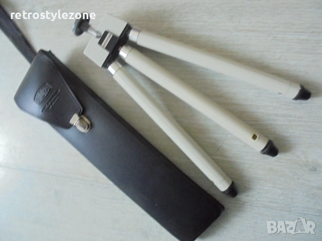 № 8528 Стар телескопичен фотографски статив Universa Germany  , снимка 6 - Други ценни предмети - 53848280