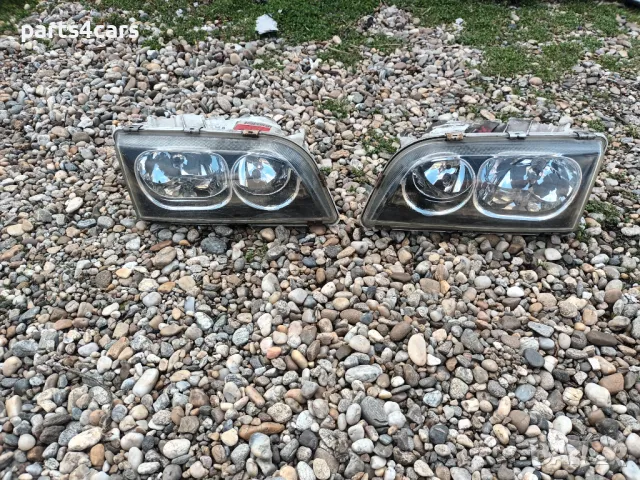ляв и десен фар за волво В40 С40 VOLVO V40 S40, снимка 1
