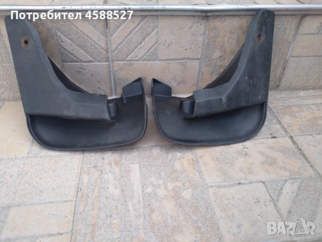 Задни калобрани за Тойота Корола Версо , снимка 4 - Аксесоари и консумативи - 51882819