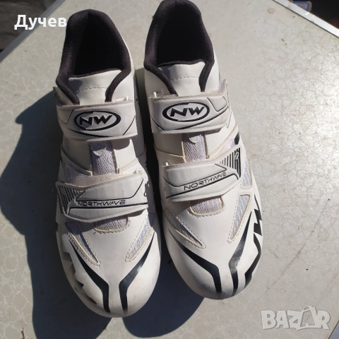 Велообувки за шосеен велосипед