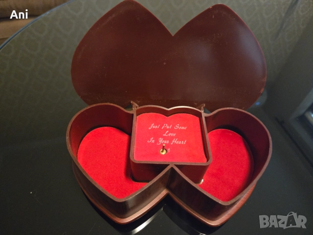 Музикална бижутерна кутия, снимка 3 - Други - 51514239