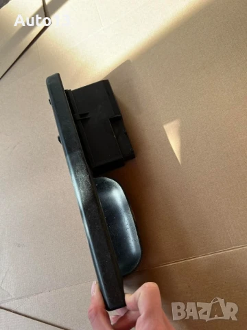 Лява дръжка с копчета Пасат Б5 / Passat B5, снимка 2 - Части - 50775574