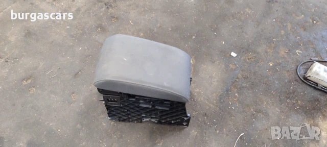 Подлакътник Vw Touran - 60лв