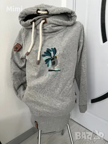  Naketano Суичър с апликация , снимка 2 - Суичъри - 47816918