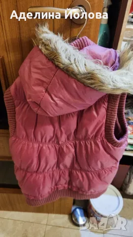 детска грейка без ръкави с качулка, снимка 2 - Детски якета и елеци - 47588619